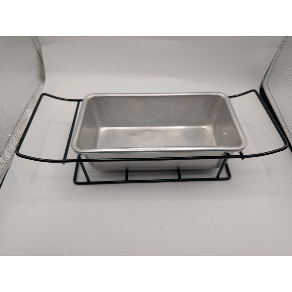 Mirro Aluminum Loaf Pan with Black Metal Wire Serving Rack Carrier Set